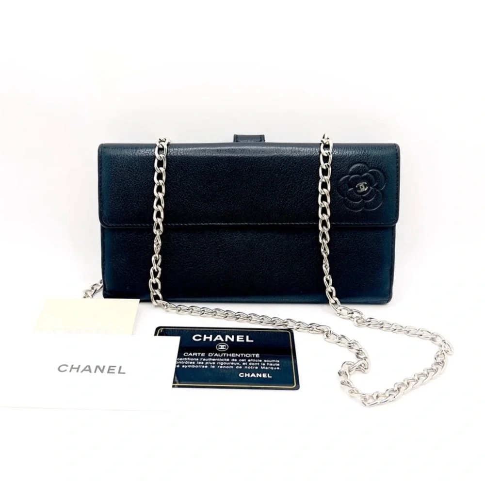 CHANEL authentic cc